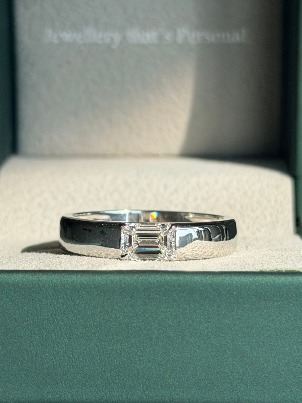 V's Ring